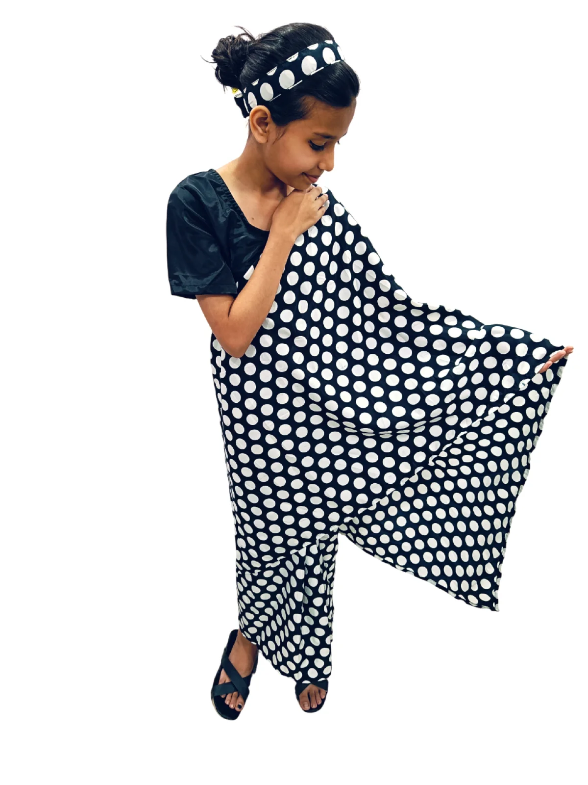 Black Retro Polka Dot Saree Costume for Girls | Ready-to-Wear Saree with Blouse & Hairband | 70s Bollywood Fancy Dress for Theme Parties & School Functions - Image 4