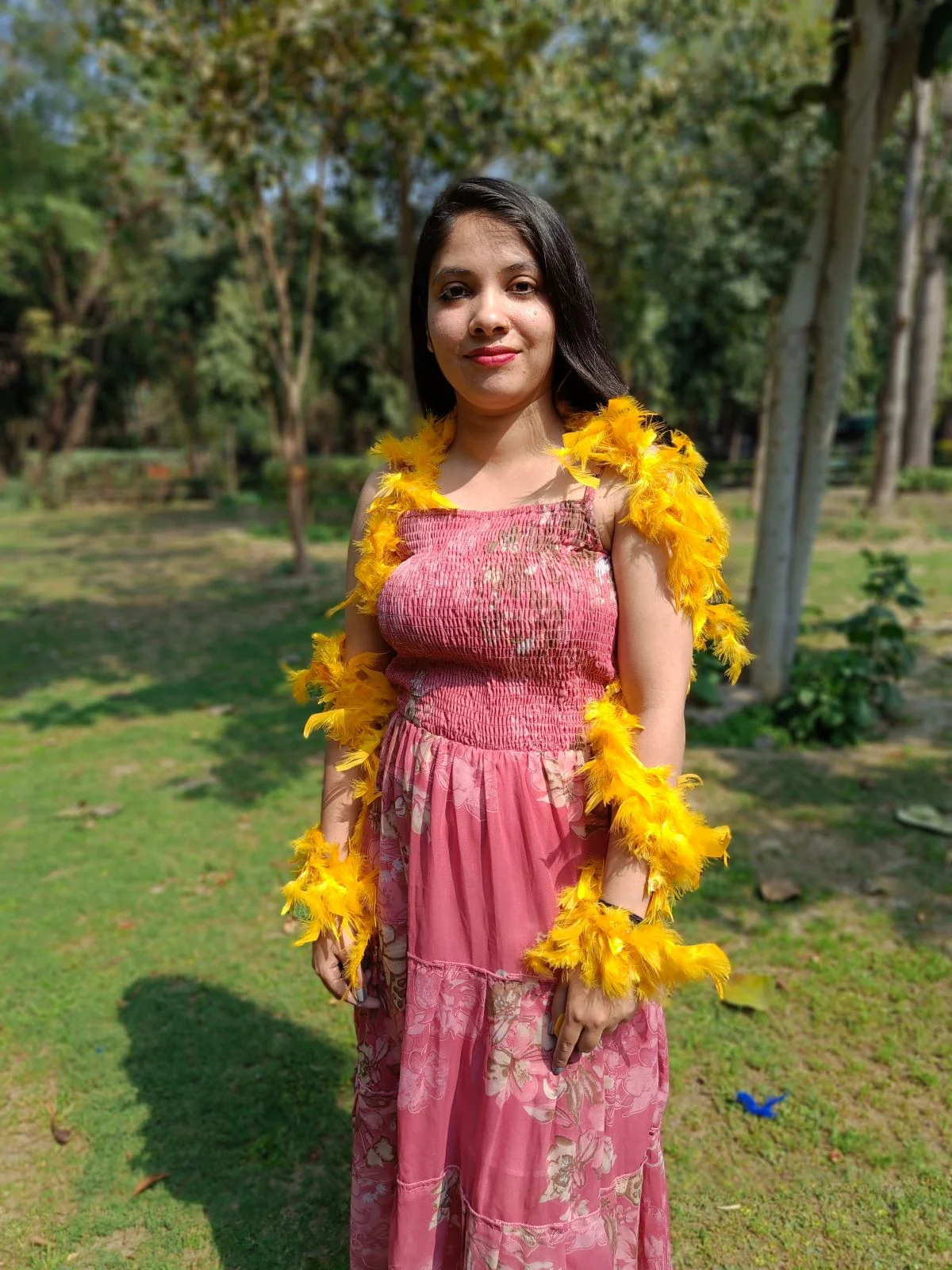 Fluffy Feather Boa Stole | Soft Feathers Scarf Evening Dress Accessory for Girls | Perfect for Dance Accessory, Costume Parties & Stylish Feather Dress Look