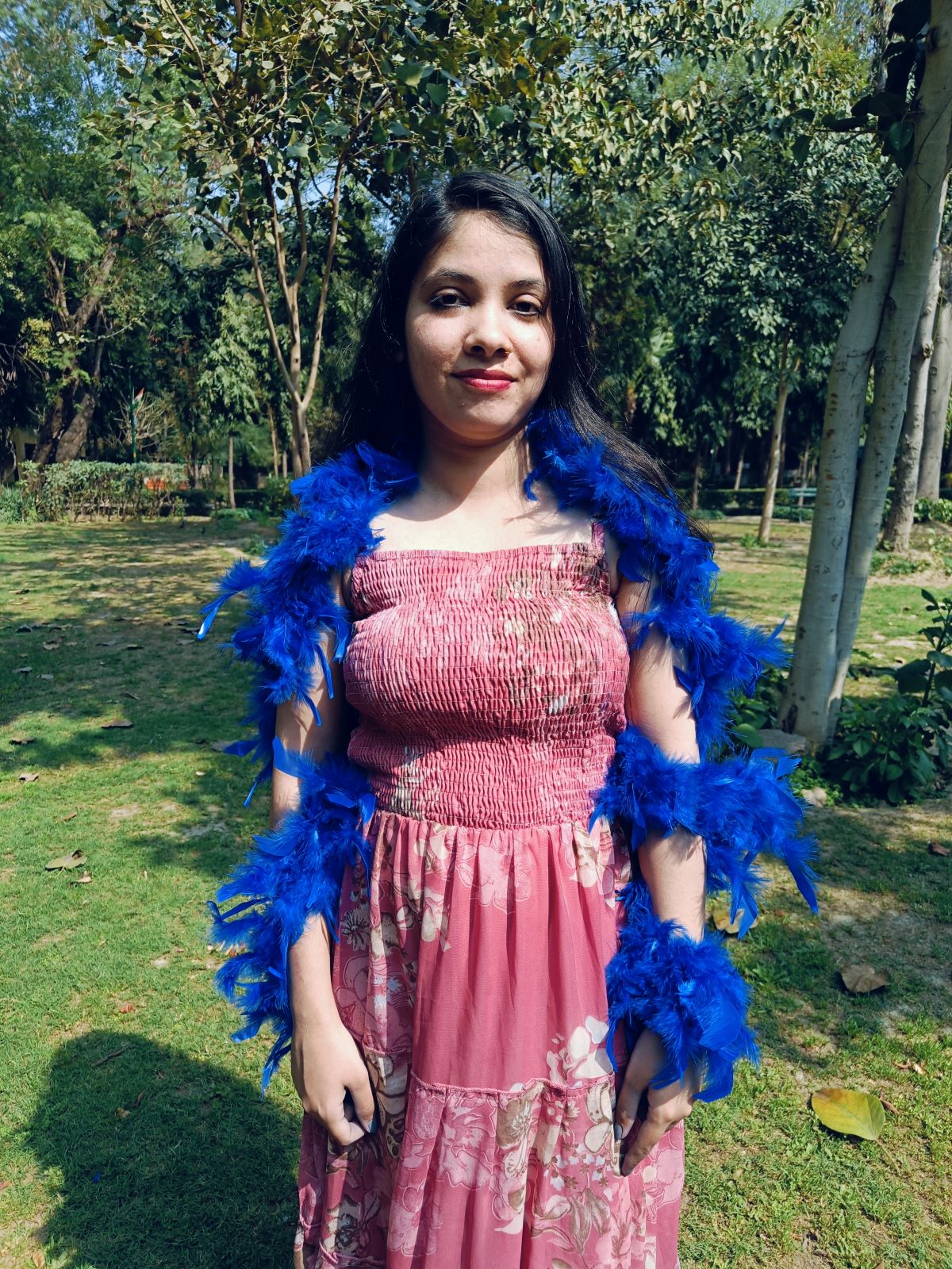 Fluffy Feather Boa Stole | Soft Feathers Scarf Evening Dress Accessory for Girls | Perfect for Dance Accessory, Costume Parties & Stylish Feather Dress Look - Image 4