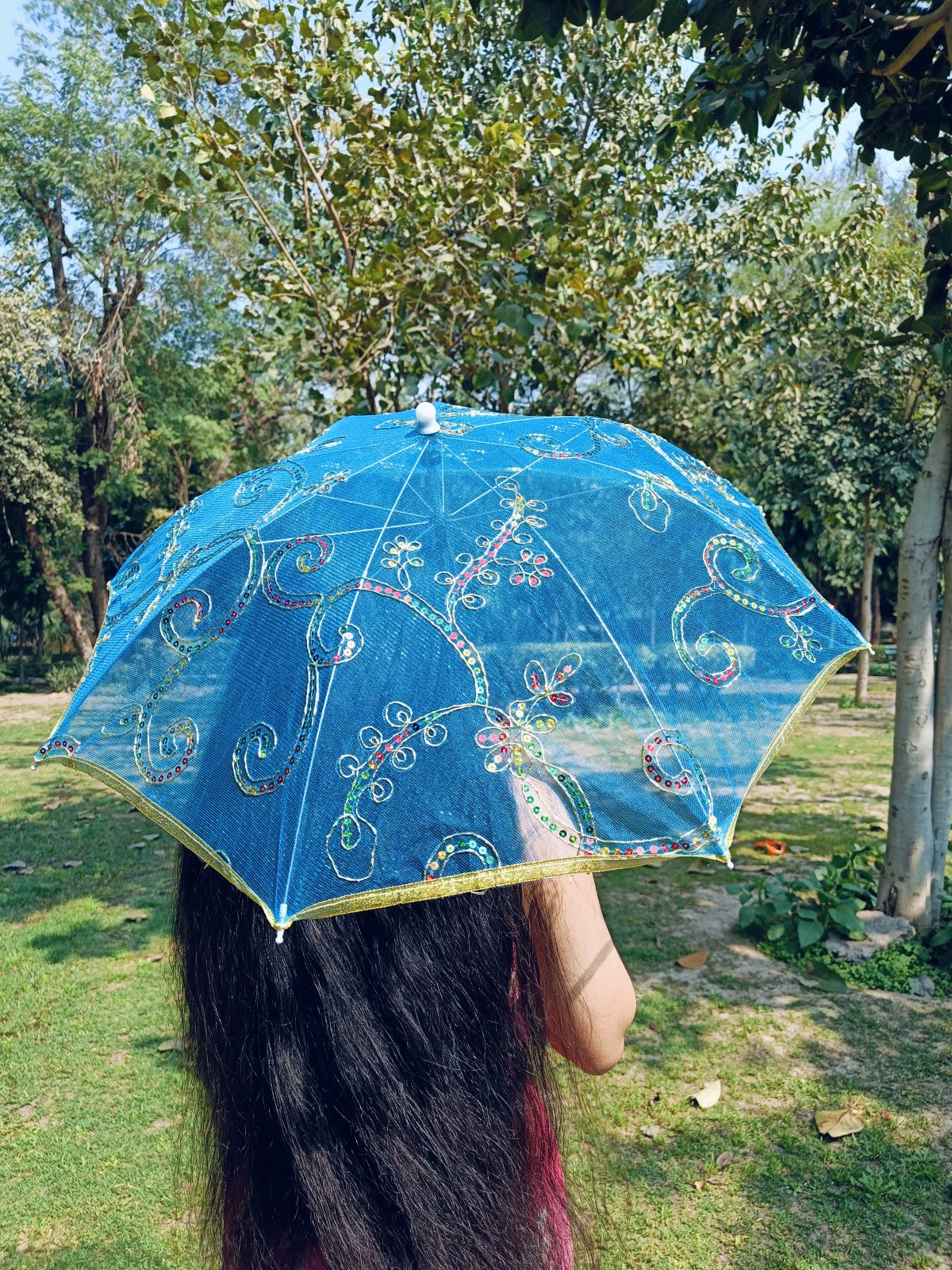 Net Parasol Umbrella with Embroidery – Kids & Adults Costume Accessories for Photoshoots, Decorations & Special Occasions - Image 20
