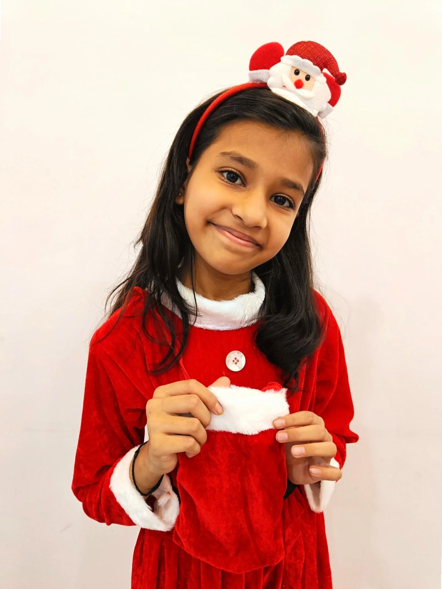 Pack of 2 Christmas Accessory Set Santa Headband and Goodies Bag Combo For Girls | Kids