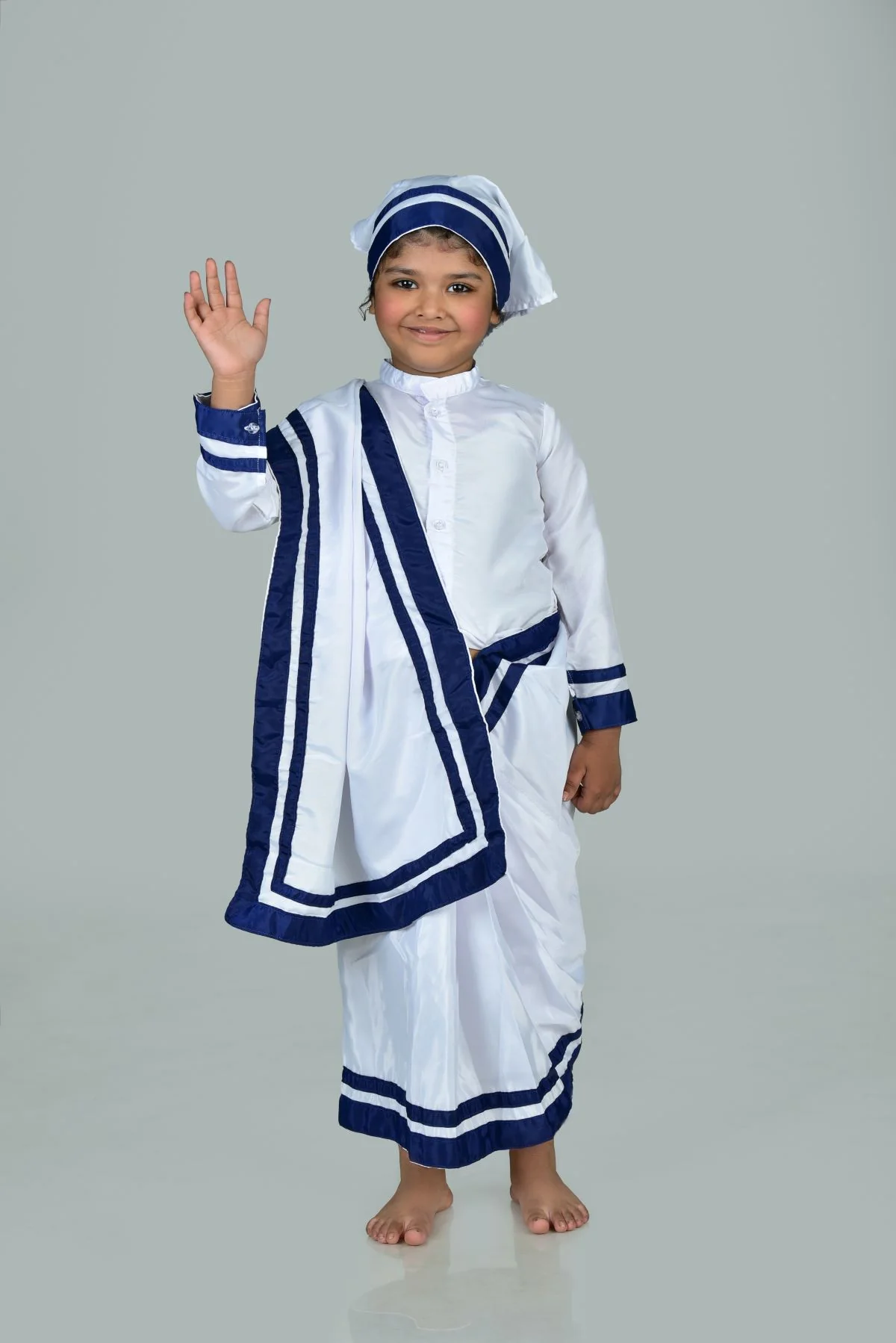 Mother Teresa Dress with Scarf Kids Fancy Dress Costume - Image 5